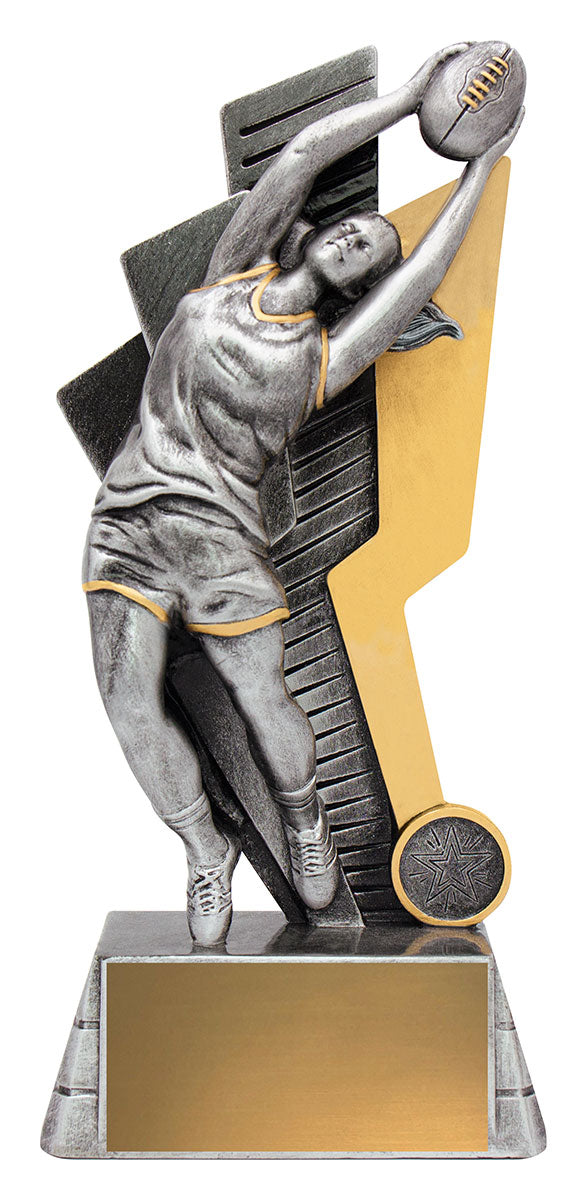 Harrier - Female 280mm