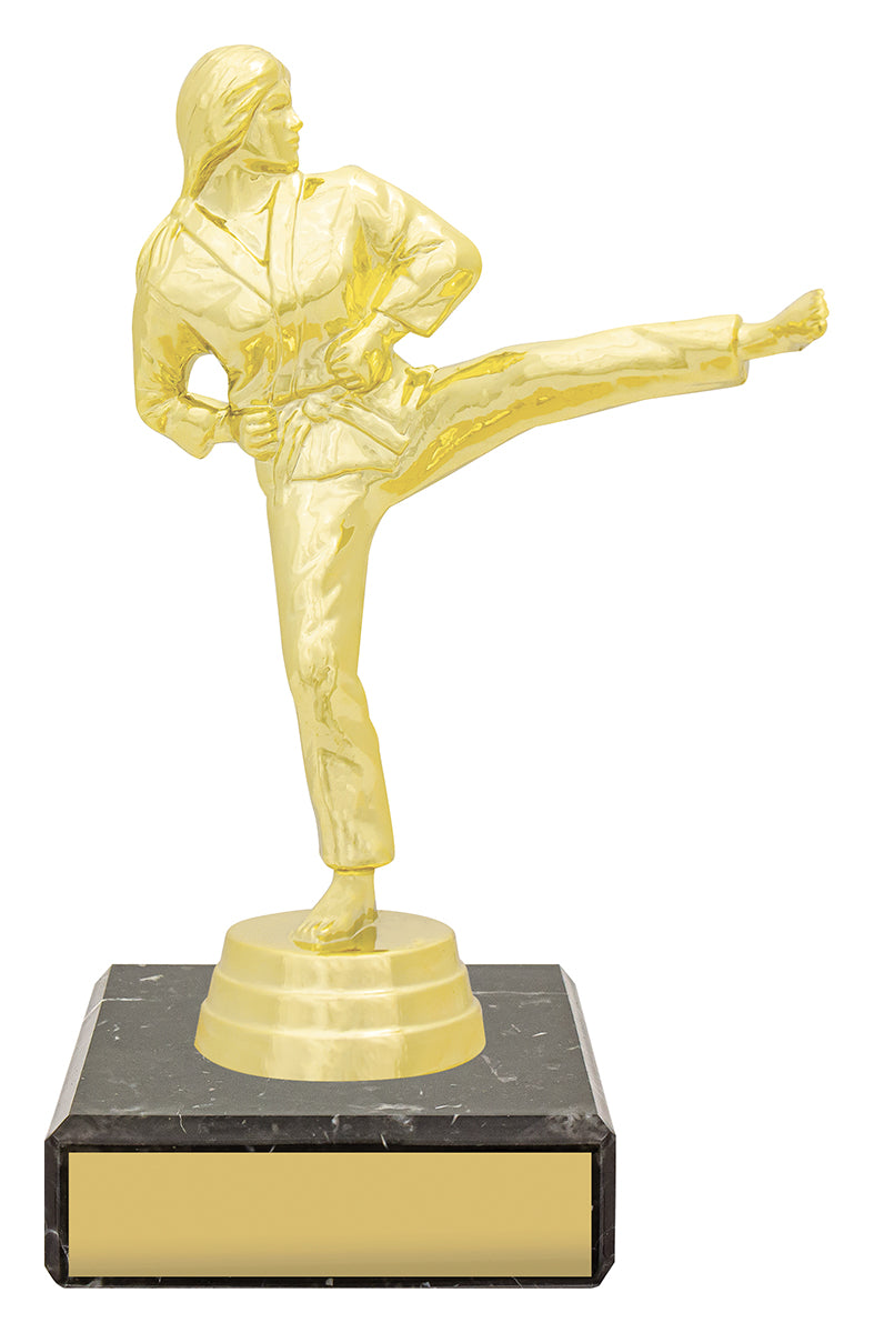 Figure Trophy - Female Karate 145mm