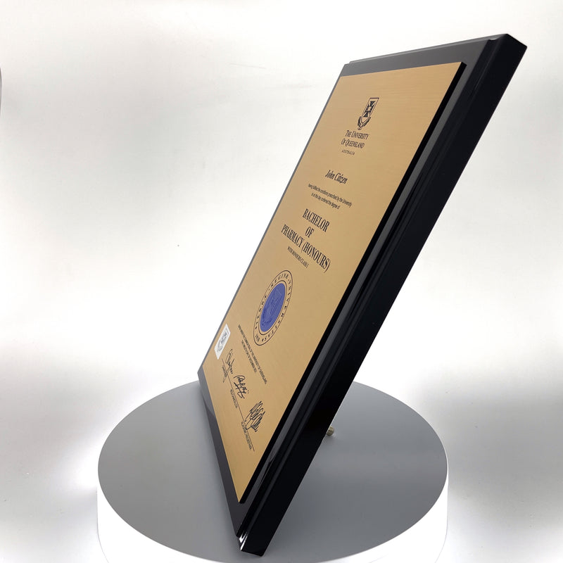 Black Timber Plaque University Plaques